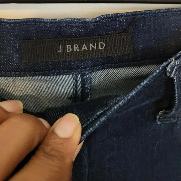 J Brand Mid-Rise Dark Wash Slimming Skinny Jeans(28) - Picture 8 of 11